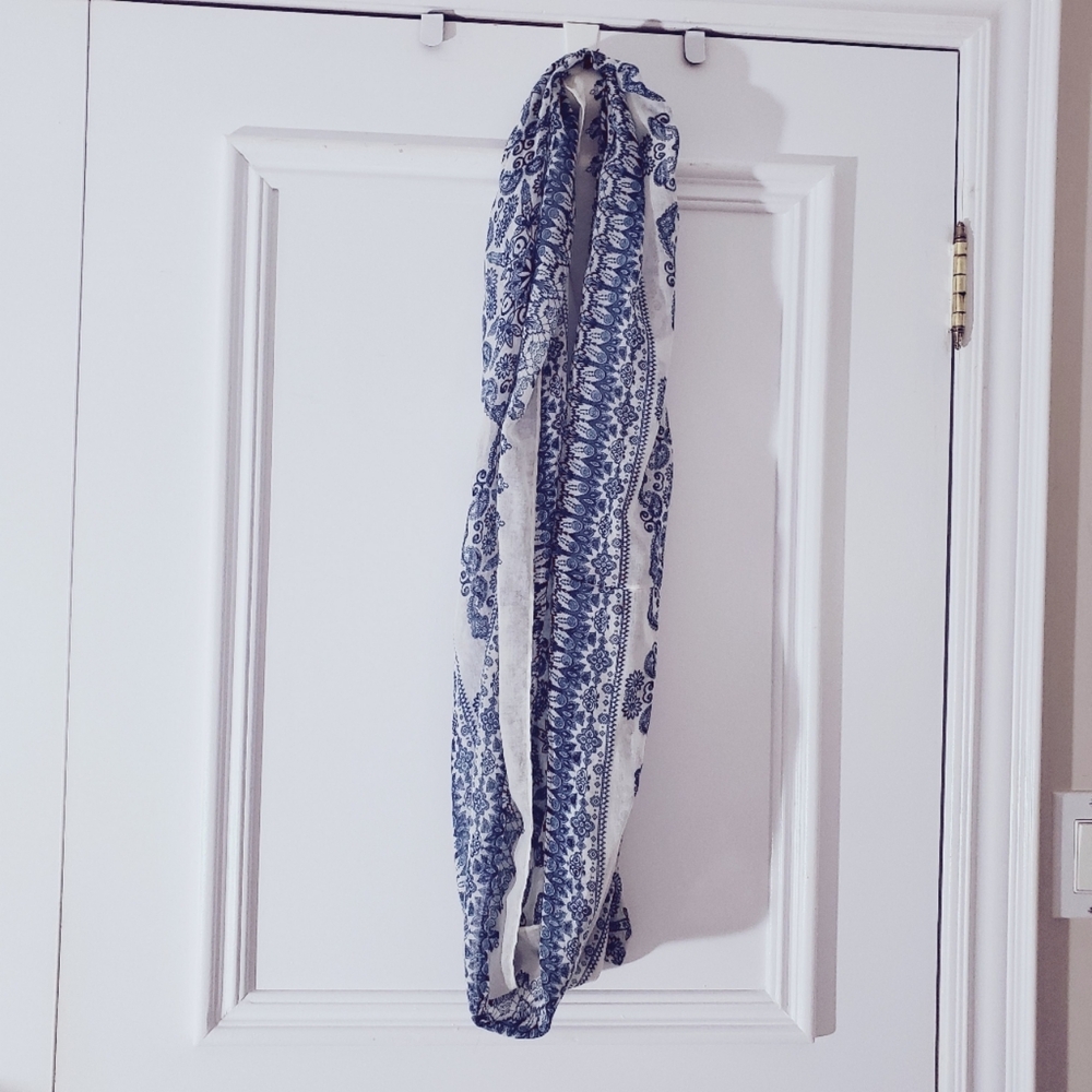 European Blue and White Paisley Infinity Scarf - Picture 2 of 5